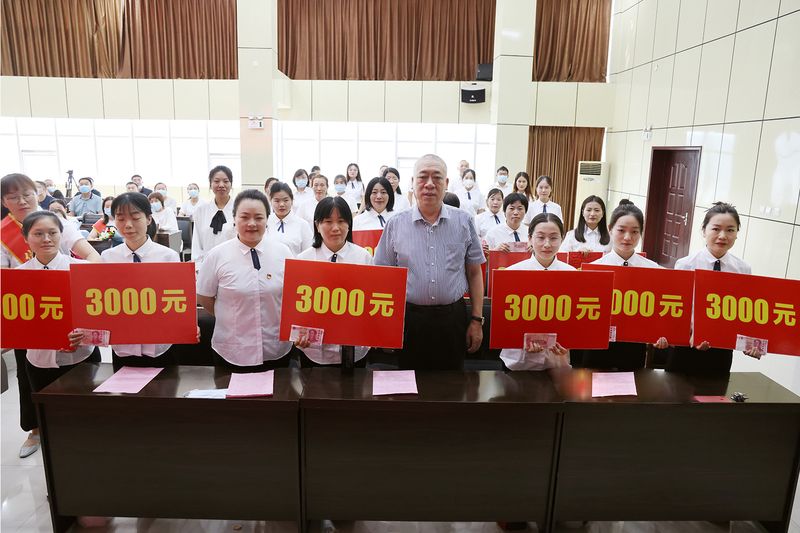 教師節來了!河南礦山再向魏莊街道中心學校捐資15萬元